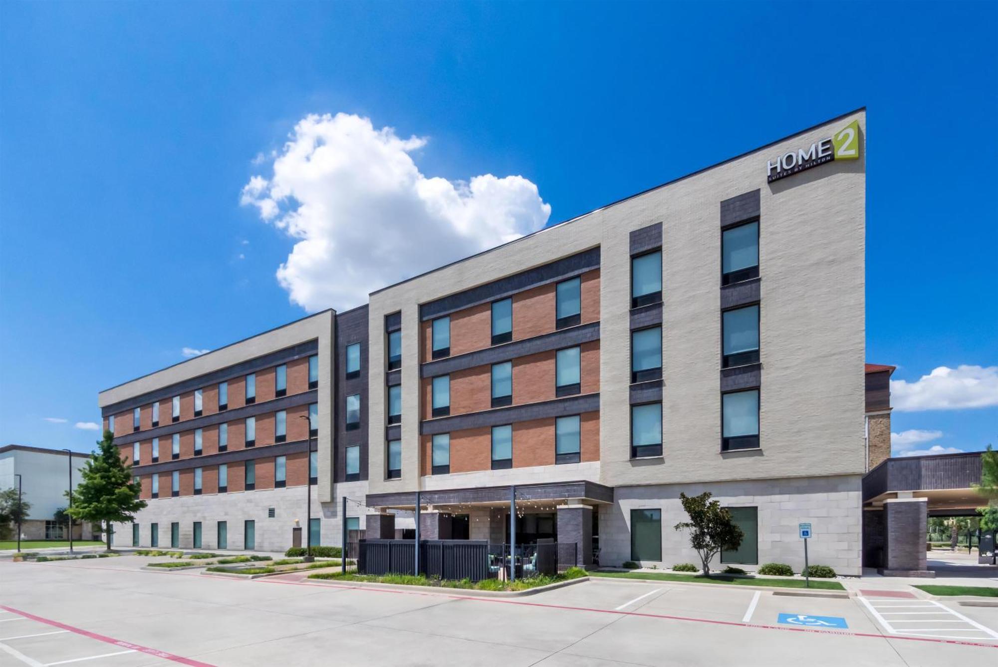 4 Business Hotels Near AT&T Stadium Worth Booking