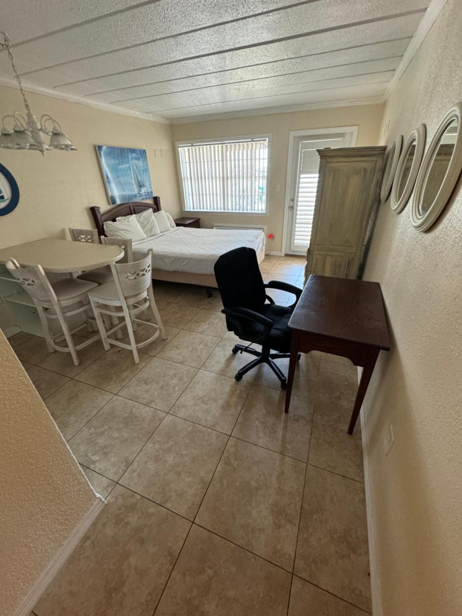 9 Smart Budget Hotels Near HarborWalk Marina Worth Booking