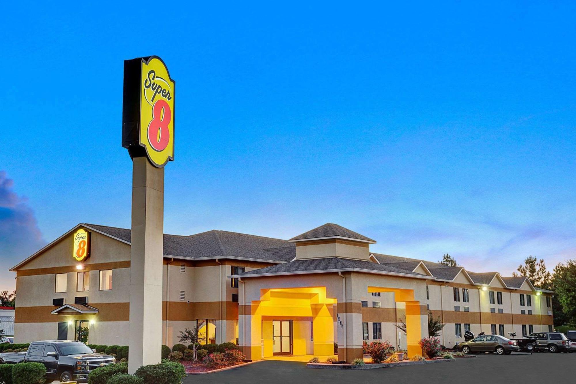 5 Mississippi Hotels Guests Keep Praising for Location