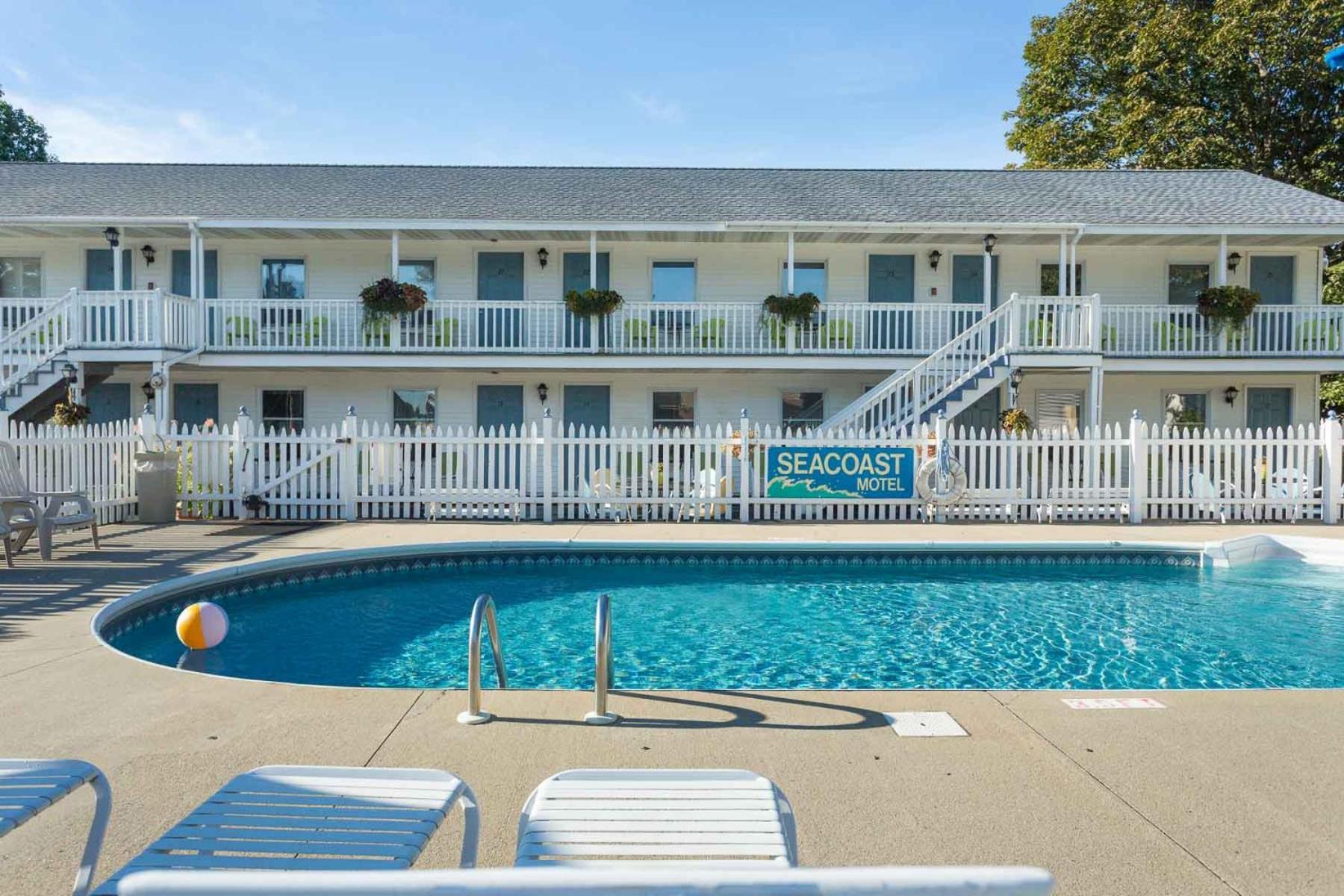 4 Budget Stays Near Ogunquit Playhouse Worth Booking