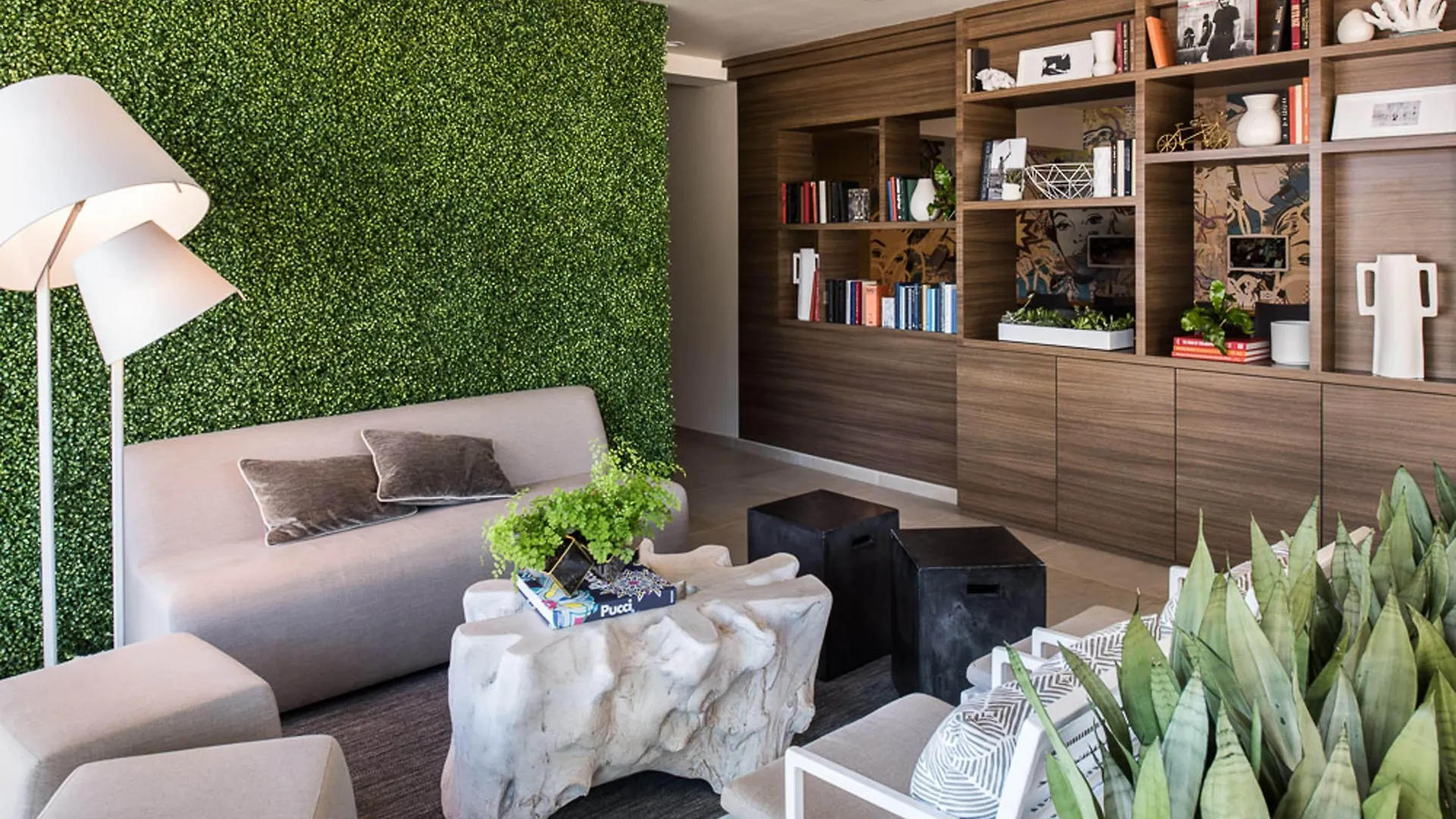 14 Top-Rated Airport Hotels Close to Junipero Serra Park
