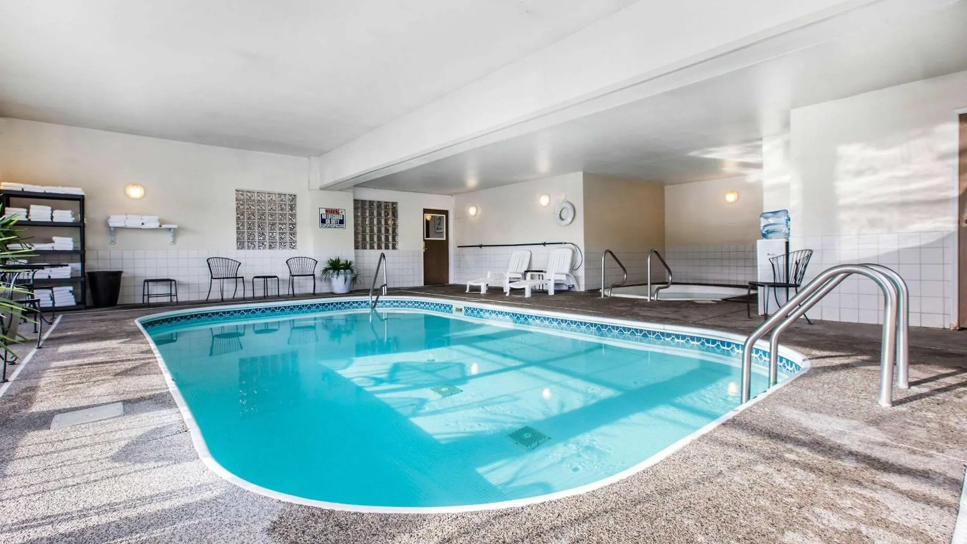 5 Budget Hotels Near Outlets at Silverthorne Worth Booking