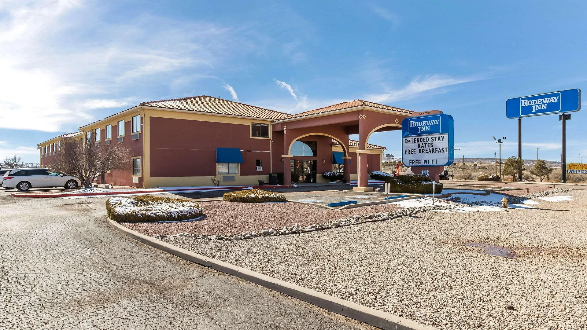 4 Family Hotels Near Gallup Cultural Ctr for Easy Access