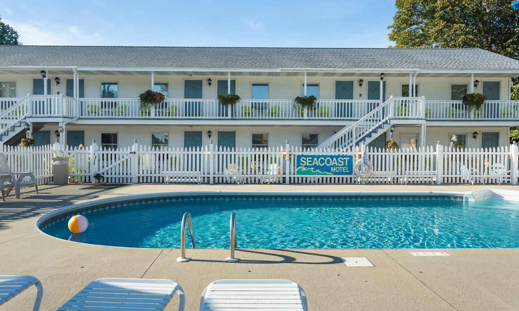 4 Budget Stays Near Ogunquit Playhouse Worth Booking