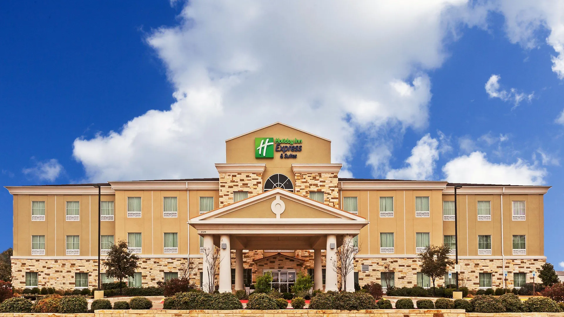 4 Smart Design Hotels in Texas Hill Country Worth Booking