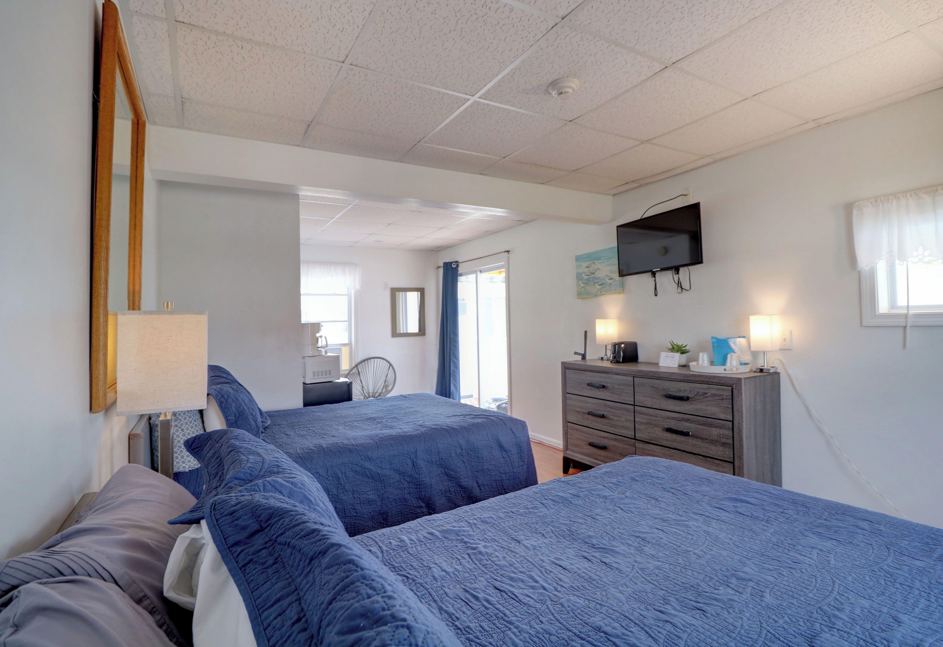 Staying Near Maine Indoor Karting: 4 Budget Motels Compared